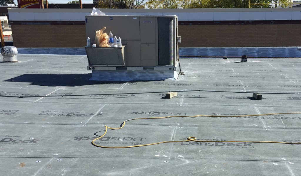 Flat roof Commercial Dens Deck